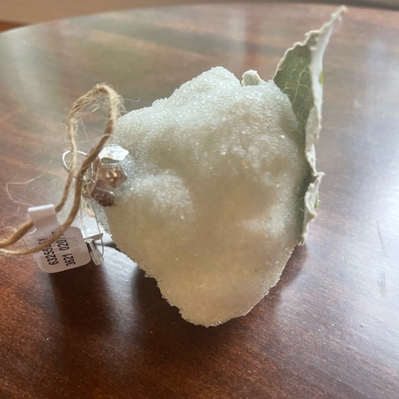 Anthropologie Rare NWT cauliflower glass ornament; so cute! - Picture 4 of 5